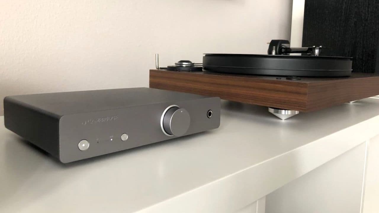 Cambridge Audio Alva Duo Phono Preamplifier with Pro-Ject Turnttable Low Angle